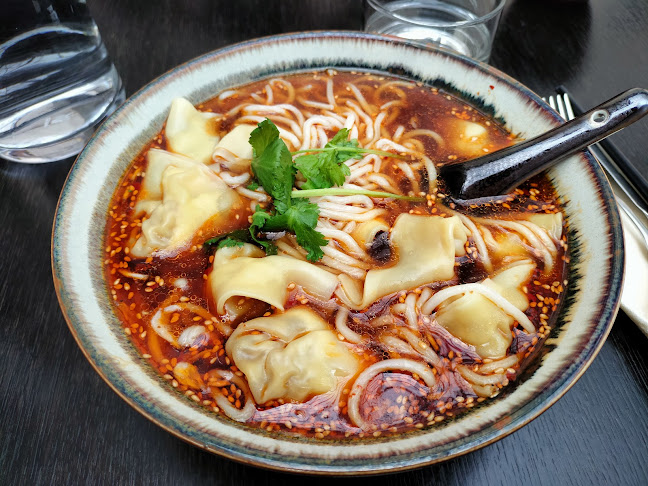 Opinii despre Golden Flower restaurant & lounge bar în Oulu - Ravintola-ala