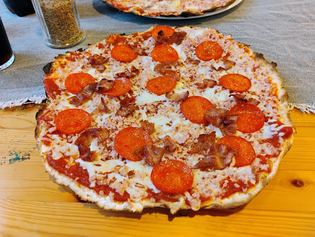 Hullu Poni Turku - Ravintola-ala