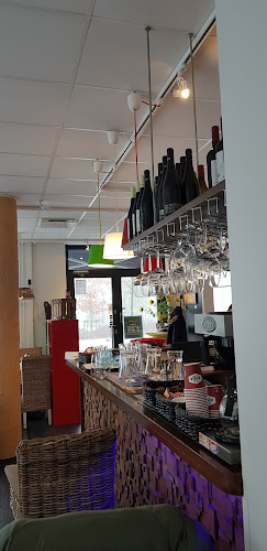 Comentarii opinii despre Kaikki Ravintola