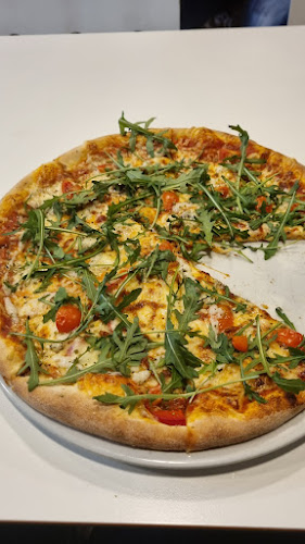 Roihis Pizzeria - Ravintola-ala