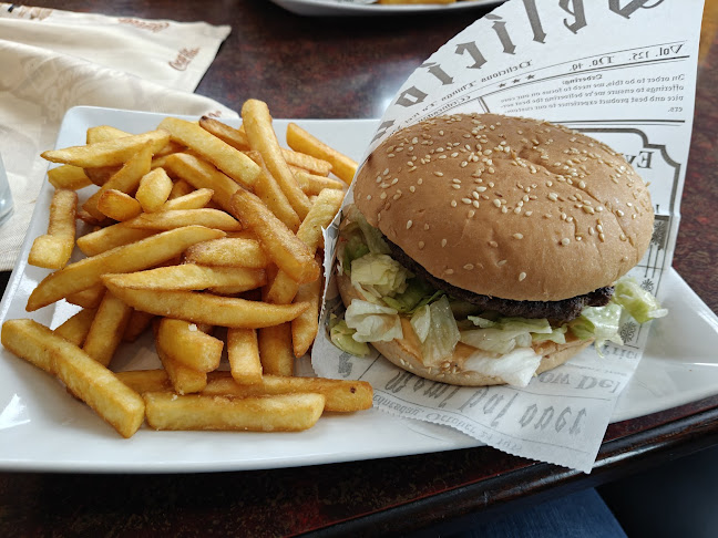 Opinii despre Kolarin Burger & Majat în Rovaniemi - Ravintola-ala