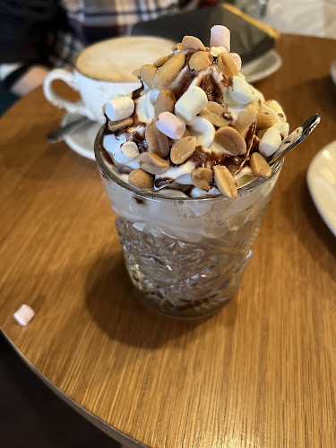 Opinii despre Coffee House Rovaniemi în Rovaniemi - Ravintola-ala