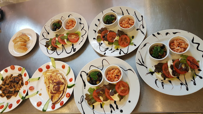 Villa Haikari Kesäolohuone - Tarkista aukioloajat www.villahaikari.fi!