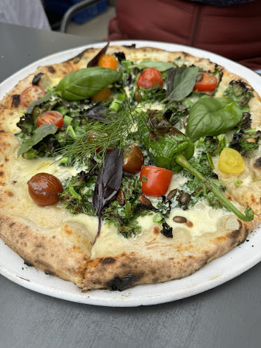 Pizzeria Ylp! - Ravintola-ala