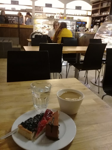 Kakkugalleria Fredrikinkatu - Ravintola-ala