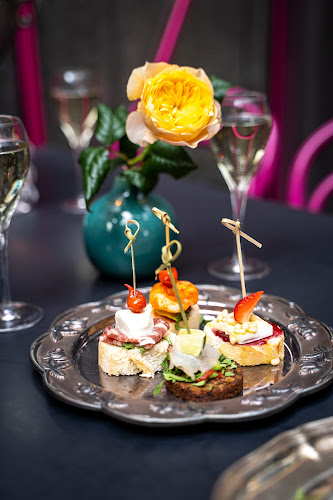 Opinii despre Deliberi Keskuskatu în Helsinki - Ravintola-ala