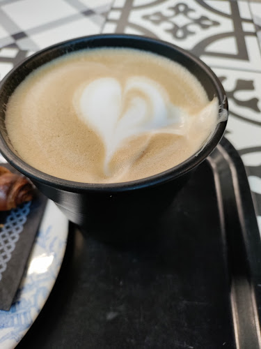 Bacaro Doppio Phone number