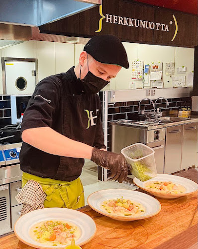 Comentarii opinii despre Herkkunuotta Bistro Parainen