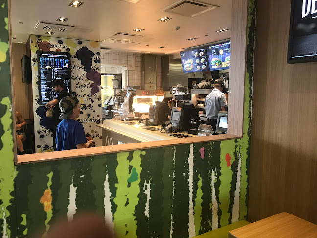 Comments and reviews of McDonald's Vantaa Tuupakka