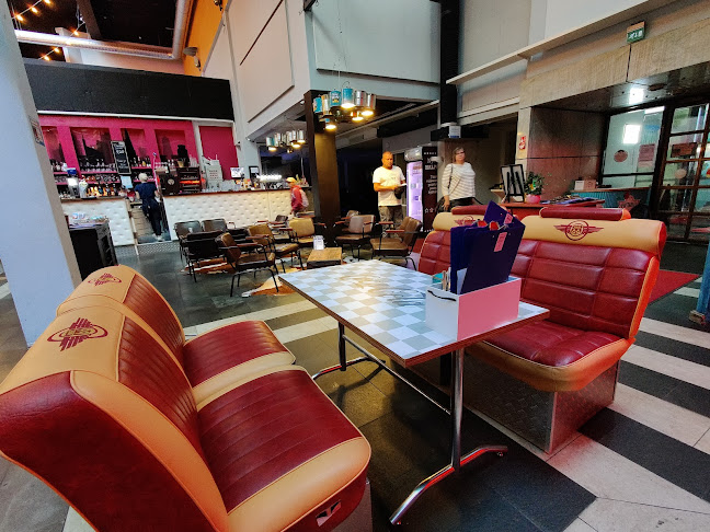 Fifth Avenue - Ravintola-ala