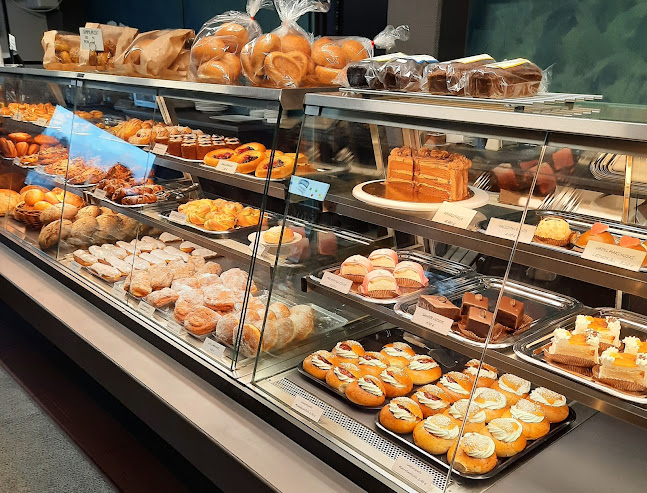 Opinii despre Askondi Oy Leipomo-Konditoria în Vehmaa - Ravintola-ala