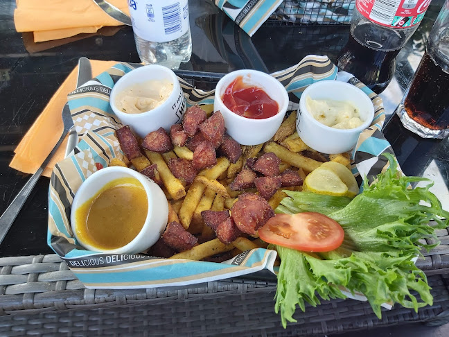 Comentarii opinii despre Suntti Bar & Grill