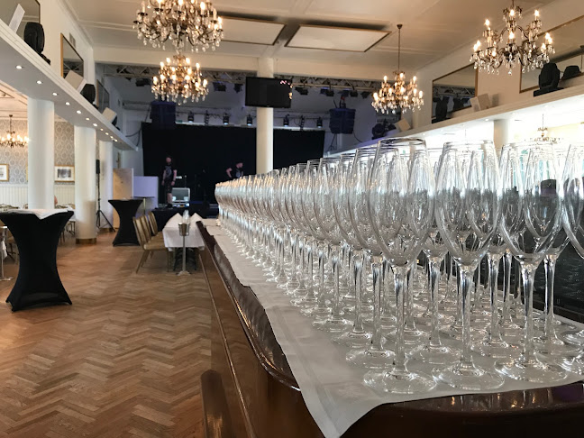 Comentarii opinii despre Naantalin Kaivohuone