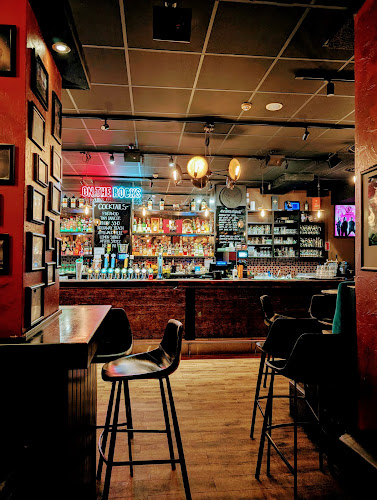 Comentarii opinii despre On the Rocks