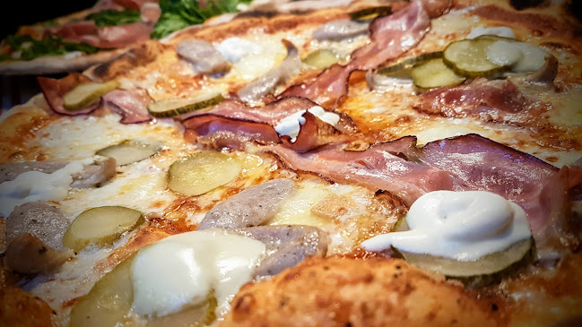 Classic Pizza Restaurant - Espoo