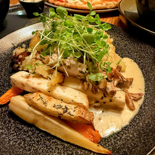 Comentarii opinii despre Pauli's Pizza & Grill