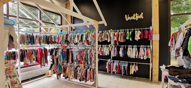 Comentarii opinii despre Lasten Kirppis Kirahvi