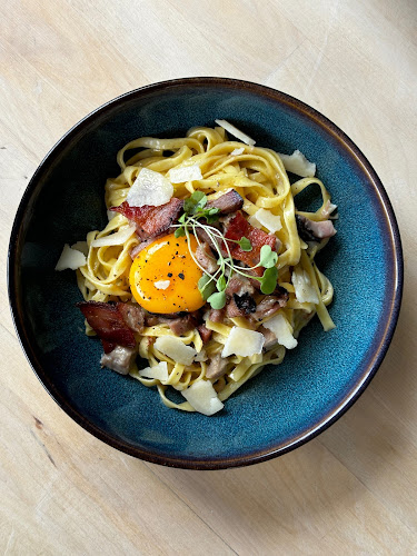 Trattoria Pazzi - Ravintola-ala