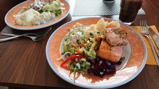 Opinii despre Kahvilaravintola Ykköspesä în Saukkola - Ravintola-ala