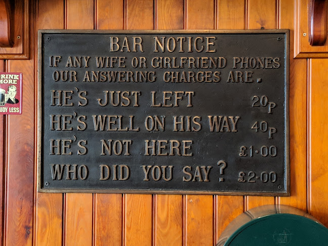 Comentarii opinii despre Molly Malone's Irish Bar