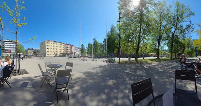 Comments and reviews of Food & Co Taide ja kahvila Tiede