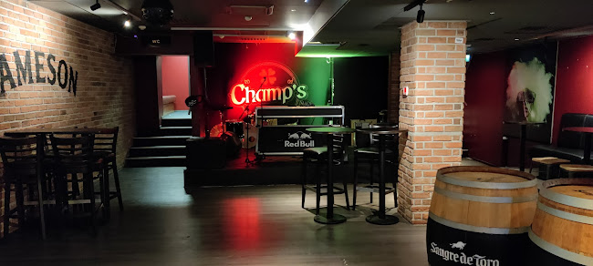 Champs Irish Pub & Sports - Ravintola-ala