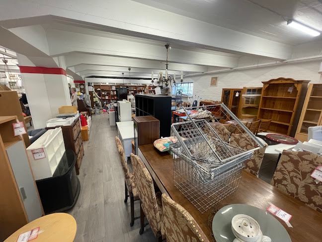 Kirpputori Puoti Ja Wanhat Tawarat Open Times