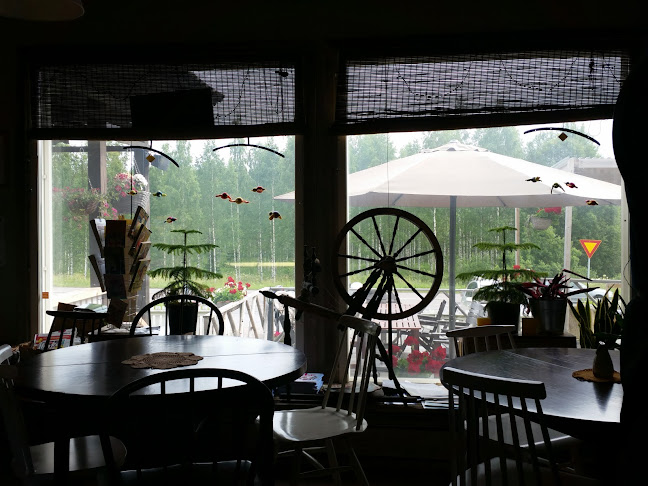 Iloisen Pässin maalaispuoti ja kahvila - Ravintola-ala