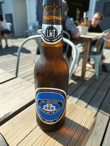 Zaké Pizzeria & Wine Bar