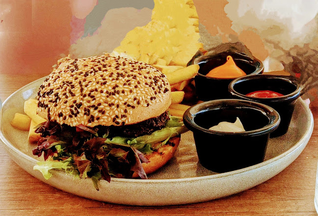 Opinii despre Naantalin Kaivohuone în Naantali - Ravintola-ala