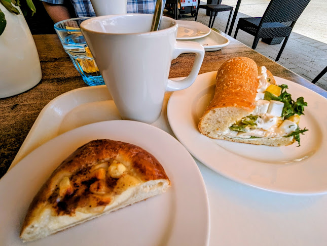 Comentarii opinii despre Naantalin Aurinkoinen Nuhjalantie