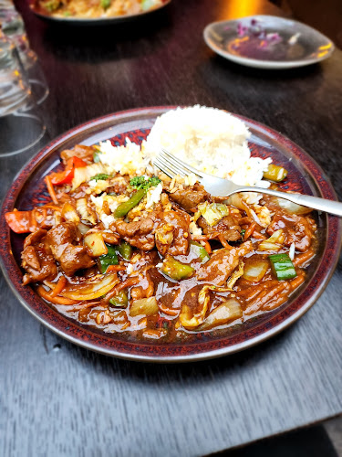 Opinii despre Golden Flower restaurant & lounge bar în Oulu - Ravintola-ala