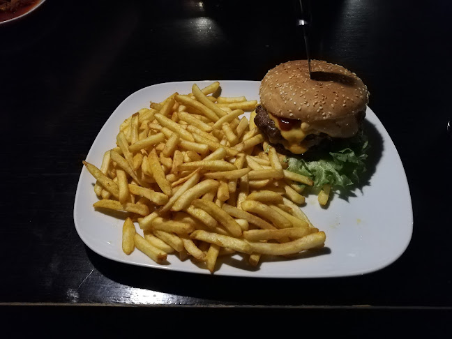 Comentarii opinii despre V.I.P Baari - Bar & Restaurant