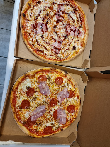 Opinii despre Rosas Pizzeria în Helsinki - Ravintola-ala