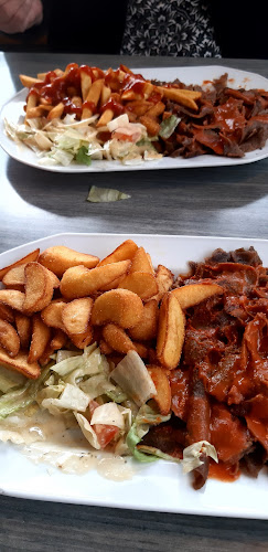 Comentarii opinii despre Jämsän Taksimi Kebab-Pizzeria