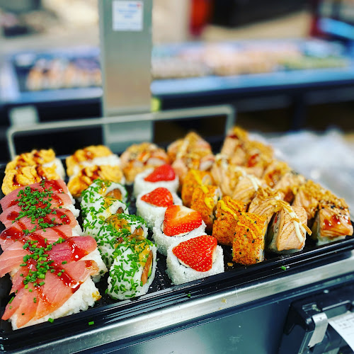Itsudemo Sushibar Riihimäki Open Times