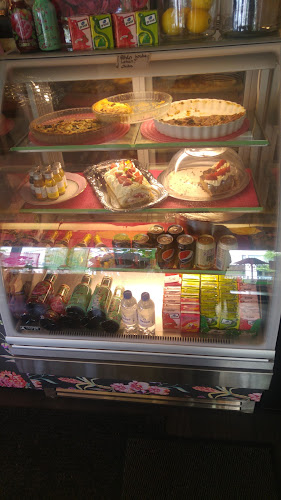 Hilpeä Kahvikissa - Kerava