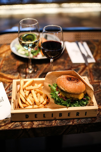 Deliberi Iso Omena - Ravintola-ala