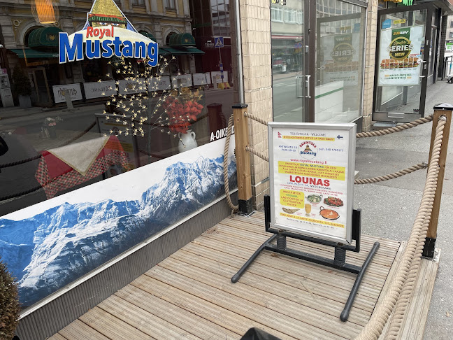 Royal Mustang - Ravintola-ala