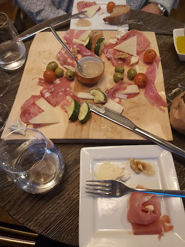 Bricco Annankatu Open Times