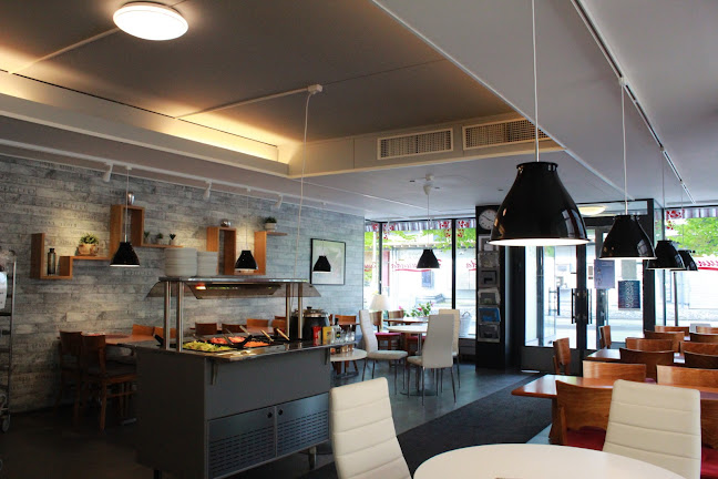 Lounaskahvila Rosamunda - Ravintola-ala