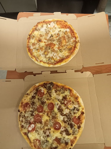 Quattro Pizzeria - Ravintola-ala