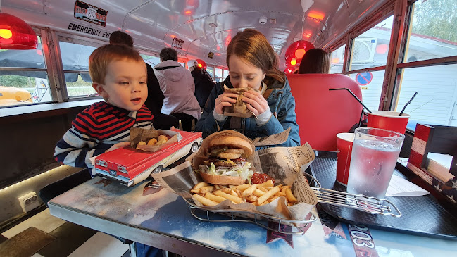 Comentarii opinii despre Bus Burger