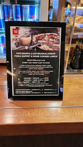 Opinii despre Y1 Ravintolamaailma în Äkäslompolo - Ravintola-ala