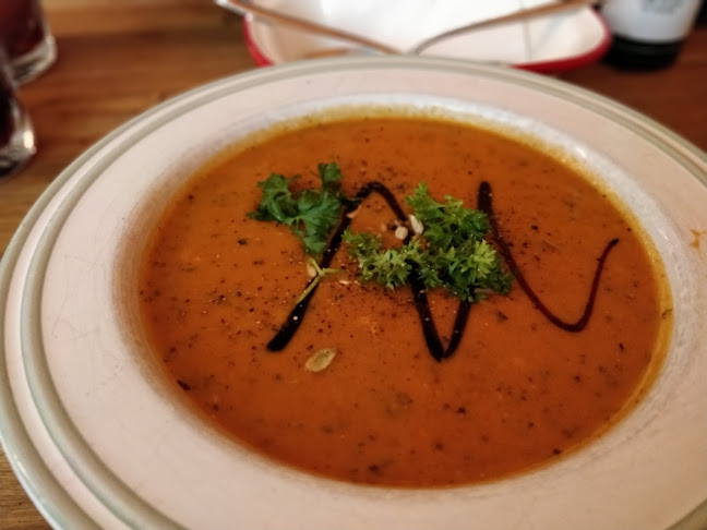 Café Lov - Ravintola-ala