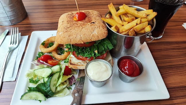 Erkan Bistro & Restaurant - Ravintola-ala