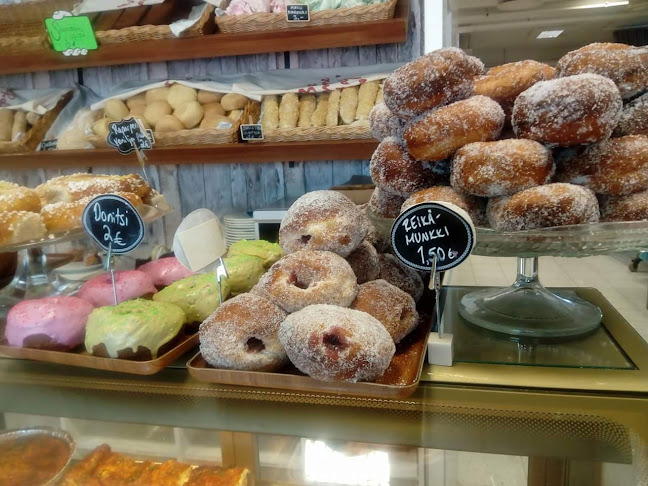 Leipomo-konditoria KakkuAnne - Lieto