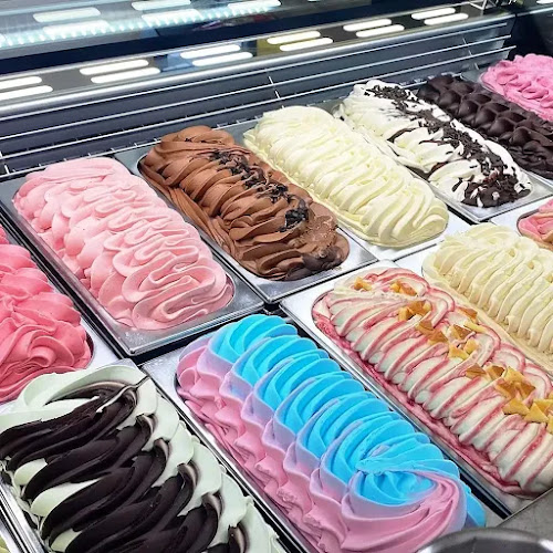 Vohvelikahvila Helle Jyväskylä