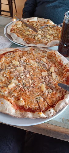 Comentarii opinii despre Sininen Hetki. Majoitus- ja ravitsemusliike, sauna ja kokoustilat meren äärellä.