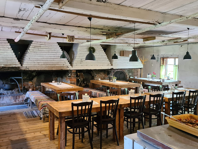 Kahvila - Ravintola Savipakari - Ravintola-ala